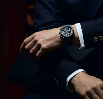 デファイ：イノベーションの意味が分かる男性に贈る時計